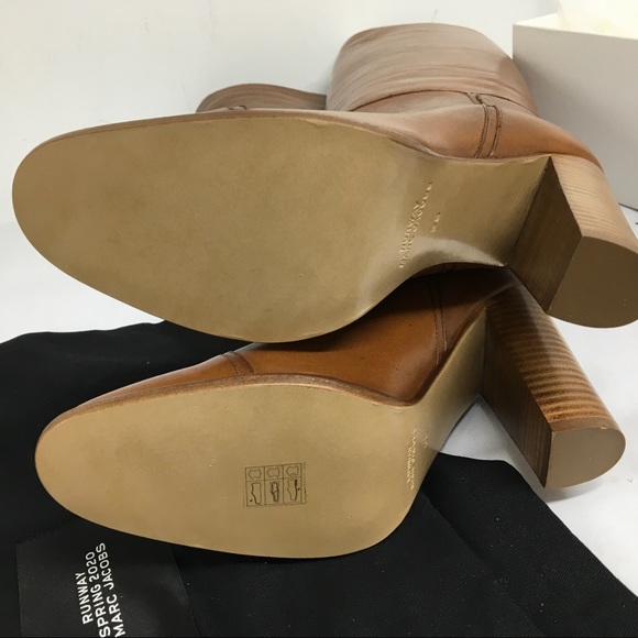 Marc Jacobs  Runway 2020  Tan Boots long, high heel Sz 38 US 7-7.5 New In Box - Picture 15 of 16